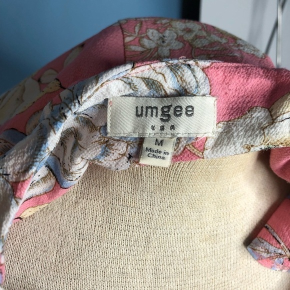 BEAUTIFUL sprig💰SALE 10.00 Cold shoulder - Picture 8 of 8